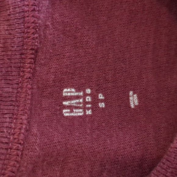 Gap Kids Long Sleeve T-shirt - Picture 3 of 3